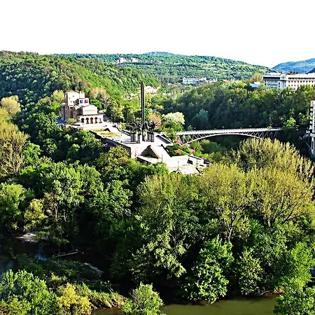 Trendy 2* Veliko Tŭrnovo
