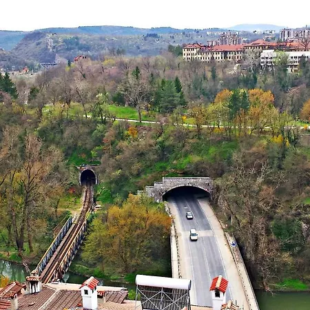 Trendy 2* Veliko Tŭrnovo