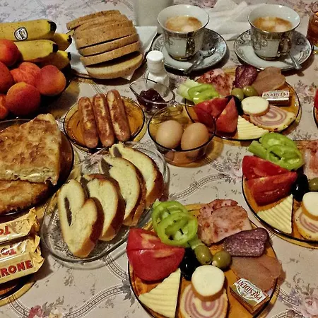 тренди ин 3* Велико Търново